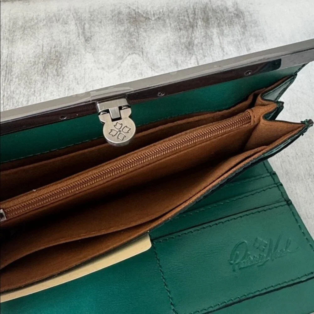 Patricia Nash Cauchy Leather Frame Floral Wallet RFID Beautiful Girl Tan Green